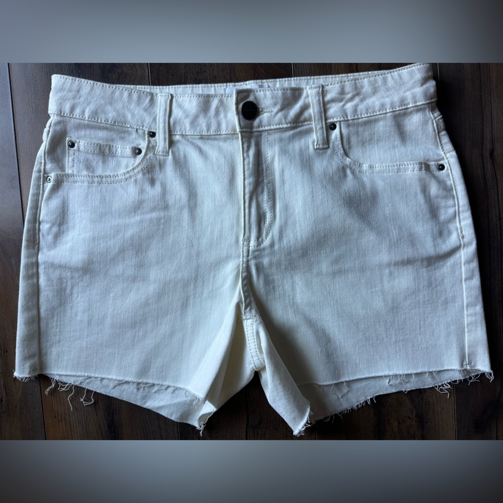Daily Ritual White Denim Shorts Sz 28 Raw Hem Stretch High Rise Summer - Picture 2 of 6